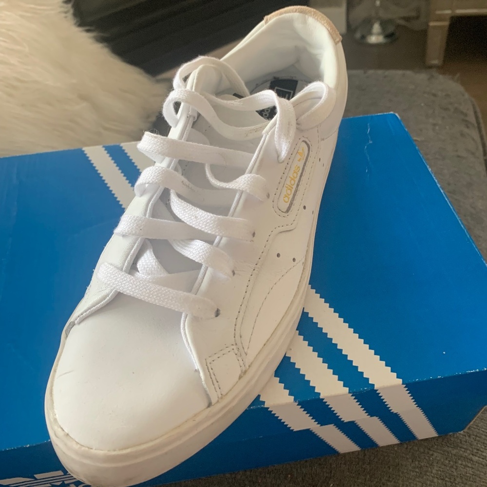 Adidas  in box - worn once - 7